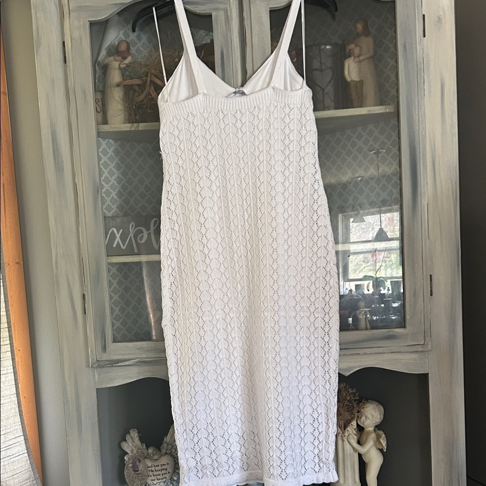 525 white dress - Picture 2 of 4